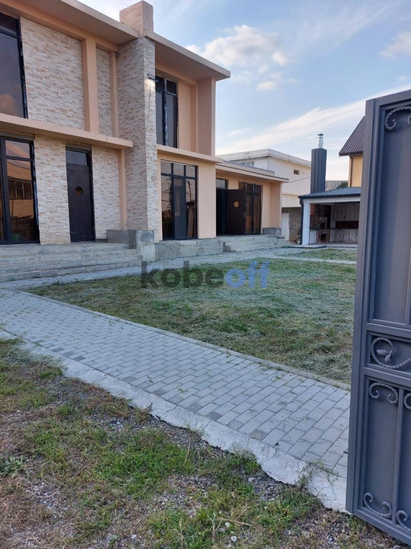 იყიდება კერძო სახლი ზემო ლისზე